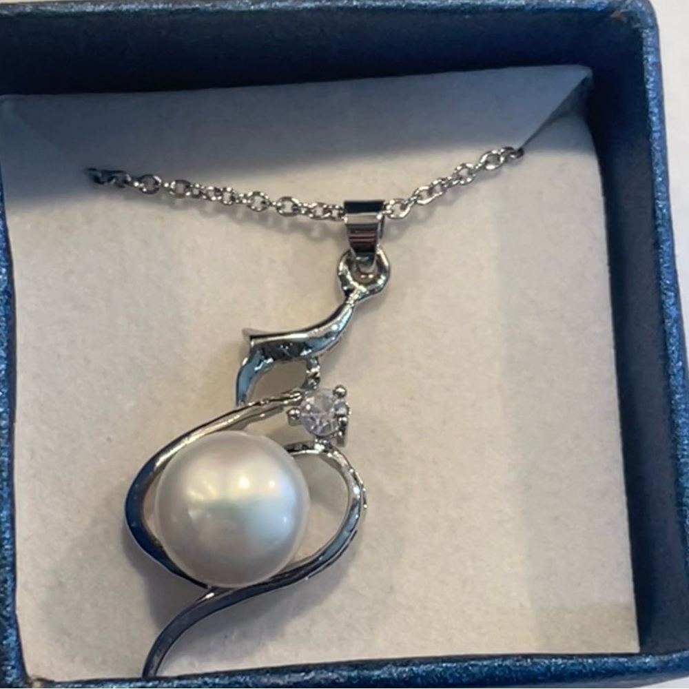 Large Pearl & CZ Pendant Necklace NEW